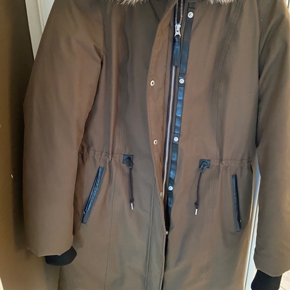 Mackage Fur parka army green worn once - Picture 9 of 13